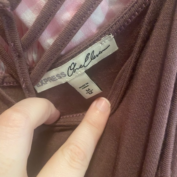 Purple strappy tank - Picture 2 of 3